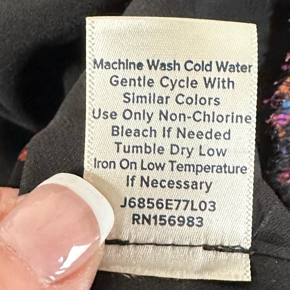 ALLISON Joy Evereve Penelope Multicolor Abstract Print Long Sleeve Wrap Top Sz L - Picture 8 of 9